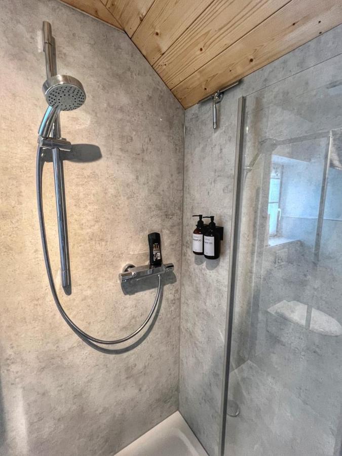 פסאו Helle 2 Zimmer Dg Wohnung מראה חיצוני תמונה